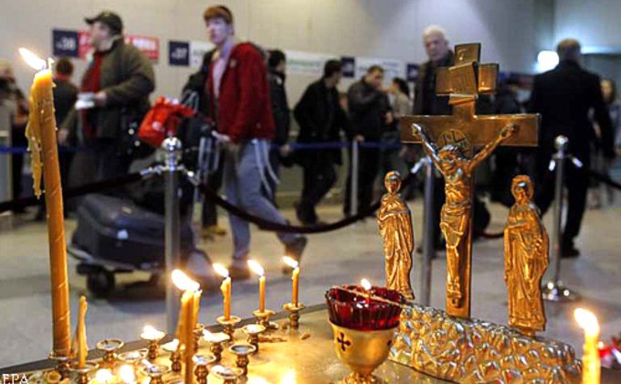 В России вспоминают жертв теракта в "Домодедово"