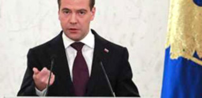 Медведев возмущен заявлениями руководителей транспортных организаций - Фото