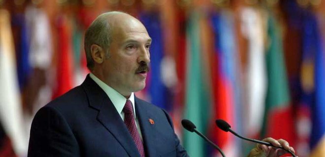 Лукашенко: Мы можем взять на себя обеспечение мира в Донбассе - Фото