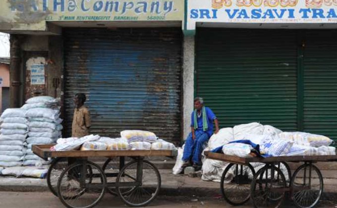 В Индии бастуют работники торговли  