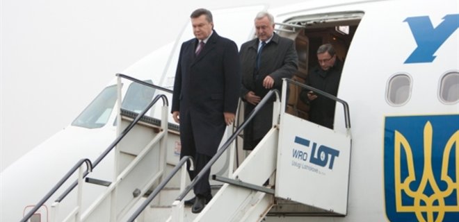 Сегодня Янукович летит с визитом к Путину   - Фото
