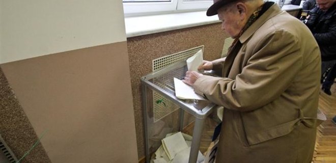 Центризбирком начал подготовку к референдуму - Фото