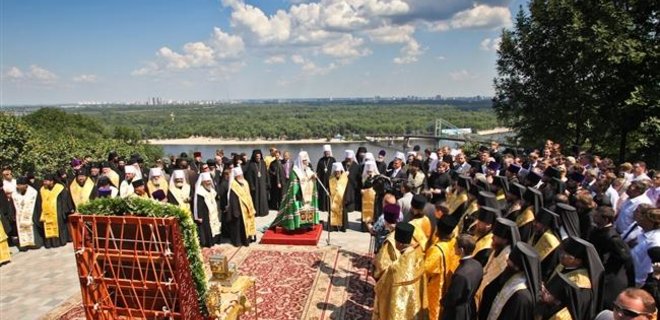 День крещения Киевской Руси начнется с молебна в Лавре - Фото