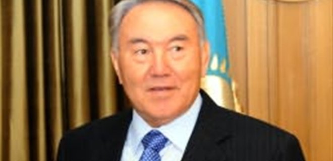 Назарбаев предлагает распустить ЕврАзЭС и расширить ТС - Фото