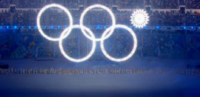 Открытие Олимпиады-2014 началось с небольшого казуса - Фото