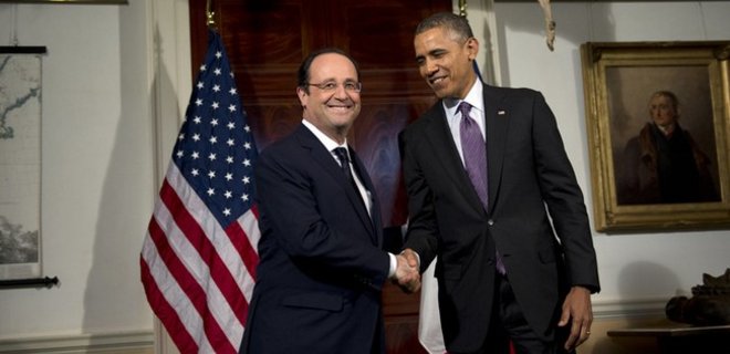 Президенты Франции и США обсудят ситуацию в Украине - Фото