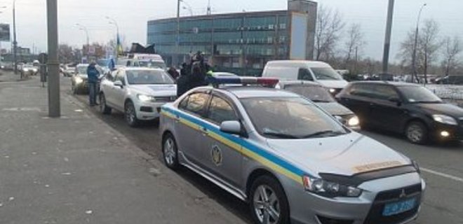 ГАИ ограничила въезд автотранспорта в Киев - Фото
