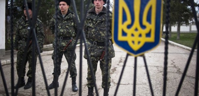 В Севастополе пытались захватить штаб ВМС Украины - Фото