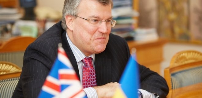 Британия продолжит давление на Россию из-за Украины - посол - Фото