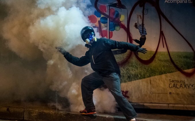 Антиправительственные протесты в Венесуэле: погибли 37 человек  