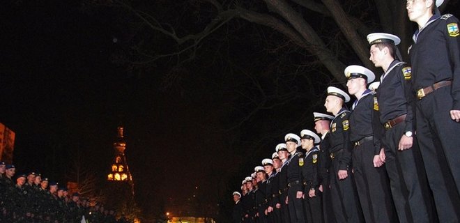 Курсанты и офицеры  Академии ВМС в Севастополе переехали в Одессу - Фото