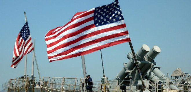 В Черное море вошел еще один военный корабль США - Фото