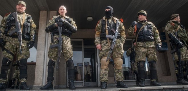 Сепаратисты в Славянске не хотят отпускать военных наблюдателей - Фото