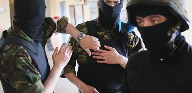 В Донецке вооруженные экстремисты захватили телевышку - СМИ - Фото