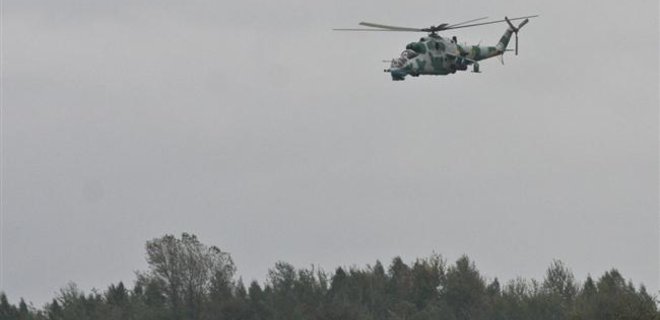 Сепаратисты сбили вертолет над Славянском - Фото
