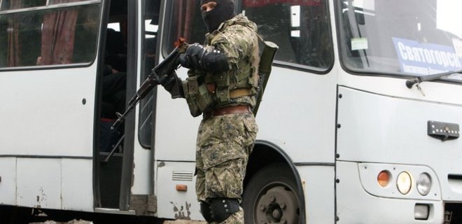 В Славянске сепаратисты отбирают транспорт у граждан - Тымчук - Фото