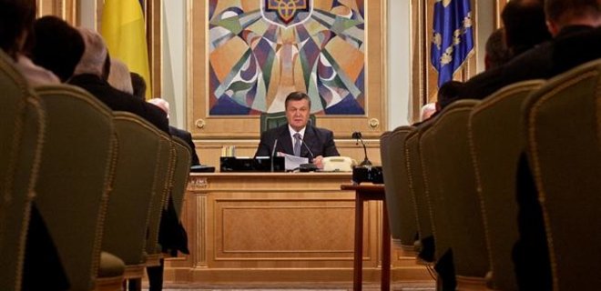 Швейцария заморозила 140 млн.евро Януковича и его окружения - СМИ - Фото