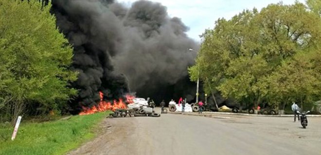 СМИ сообщают о новых боях в Славянске - Фото