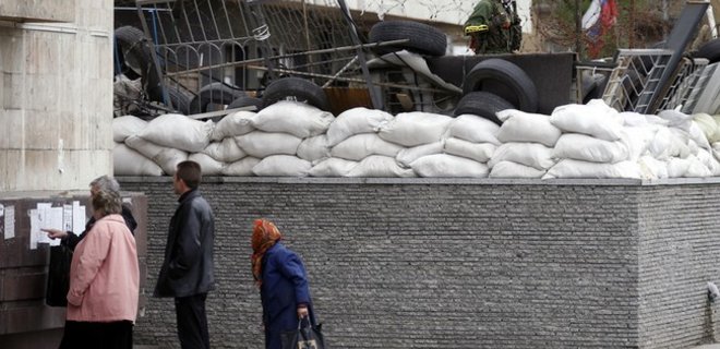 В Донецкой области погибли 49 человек за 2 месяца противостояния - Фото