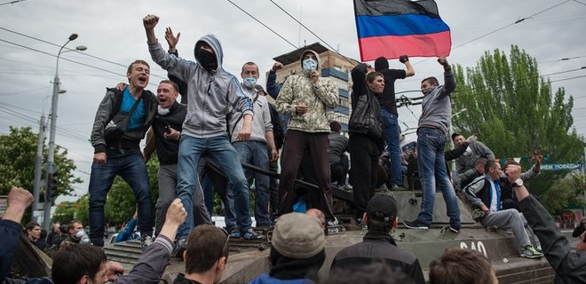 Сепаратисты сделали своей базой в Мариуполе здание ОБОП - Фото