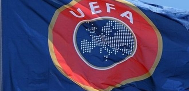 УЕФА разрешил играть международные матчи только в Киеве и Львове - Фото