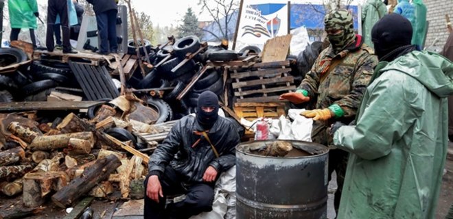 Боевики Славянска хотят покинуть город под видом мирных граждан - Фото