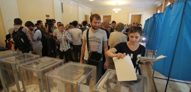 Явка избирателей на 12:00 составляет 25% - ОПОРА - Фото