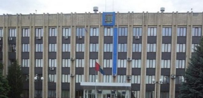 Боевики ДНР покинули здание горсовета Артемовска - Фото