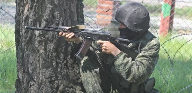 В Славянске террористы снова пытаются вырваться из окружения - Фото