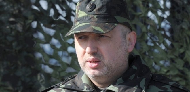 Турчинов заявил о начале перекрытия восточной границы Украины - Фото