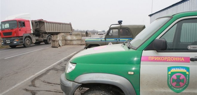 Кабмин разрешил частично перекрыть границу с Россией - Фото
