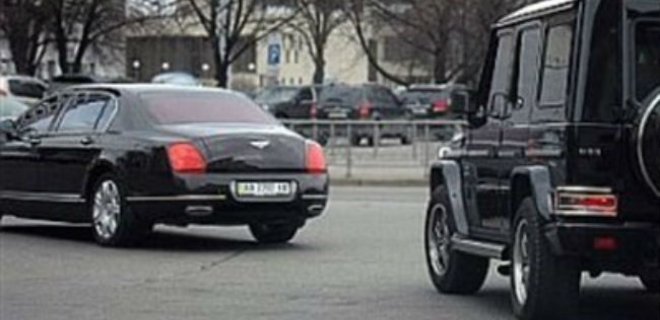 Горловские боевики на краденых Bentley бегут в Россию - СМИ - Фото