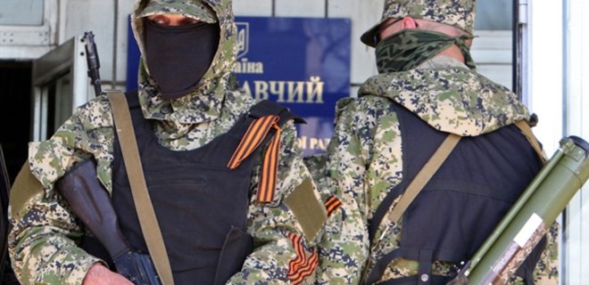 В Луганске террористы захватили еще одну воинскую часть - Фото