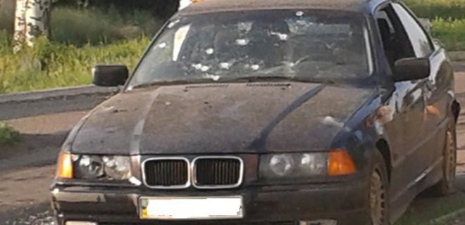 В Артемовске боевики расстреляли авто с командиром воинской части - Фото