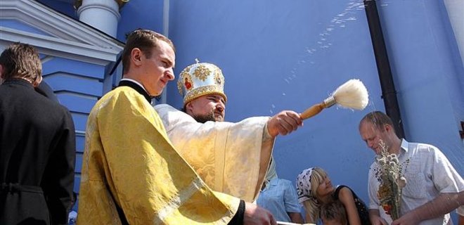 Сегодня православные христиане отмечают праздник Троицы - Фото