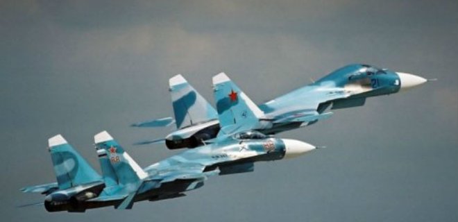 Россия перебазирует в Крым двадцать истребителей Су-27 - СМИ - Фото