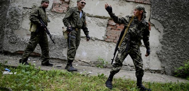 В Славянске боевики сбрасывают тела погибших в озеро - Селезнев - Фото