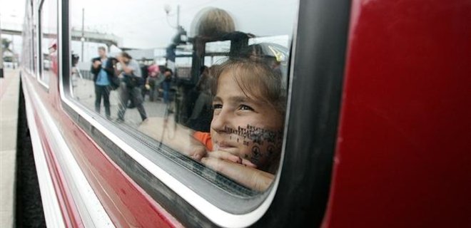 Вывезенных в Ростовскую область украинских детей сегодня отпустят - Фото