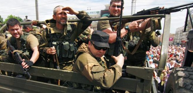 В Донбассе террористами похищен украинский офицер - Фото