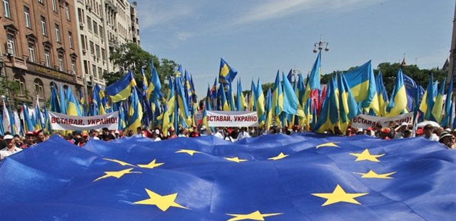 Совет ЕС подтвердил подписание 27 июня соглашения с Украиной - Фото