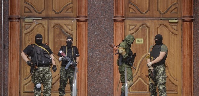 Террористы ДНР похитили трех журналистов в Макеевке и Донецке  - Фото