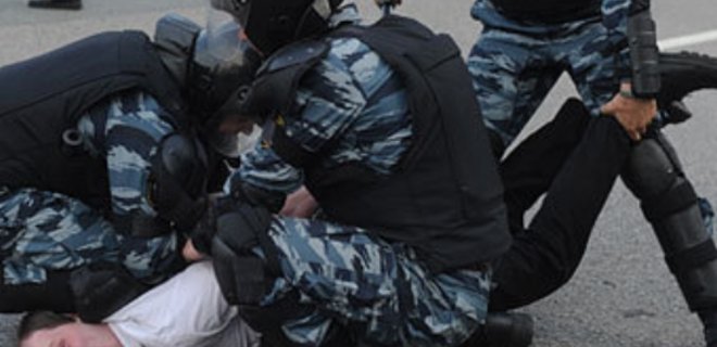 В Запорожье в разгоне протеста подозревают замначальника милиции - Фото