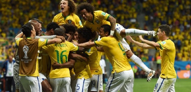 ЧМ-2014: Бразилия и Мексика вышли в 1/8 финала - Фото