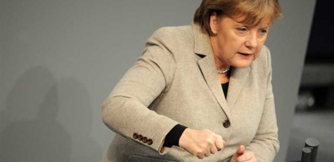 Меркель грозит РФ санкциями из-за слабого прогресса дэескалации - Фото