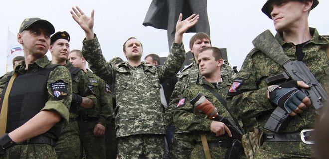 Боевики готовят штурм воинской части Нацгвардии в Донецке - Фото