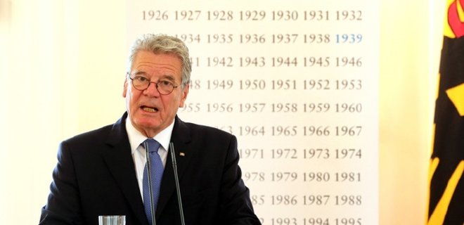 Президент Германии заблокировал повышение зарплат депутатам - Фото