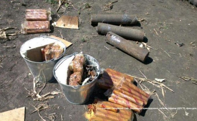 В пункте Должанский террористы оставили десятки минных ловушек
