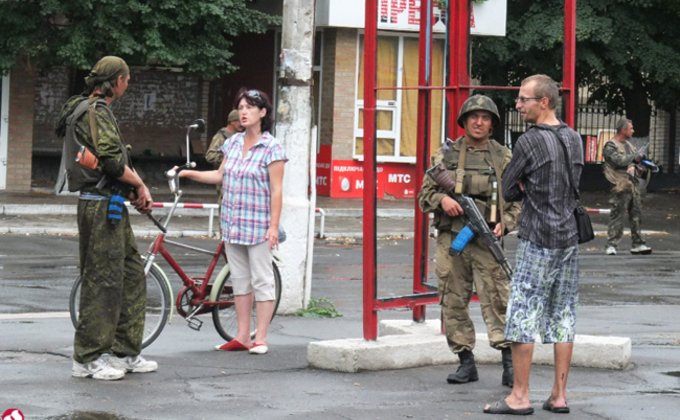 Второй день без войны: улицы Славянска 