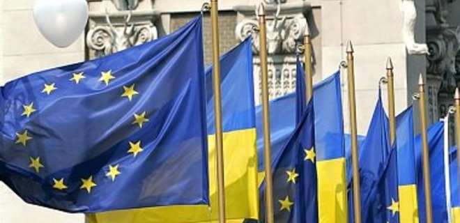ЕС готов решать споры Киева и Москвы во время реализации СА  - Фото