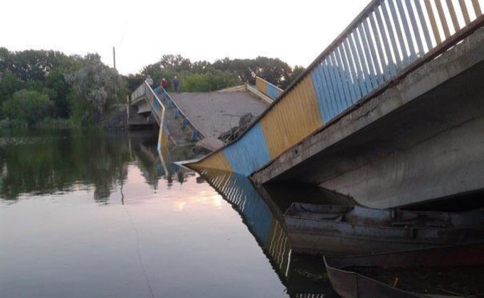 Террористы взорвали около Енакиево крупный мост  